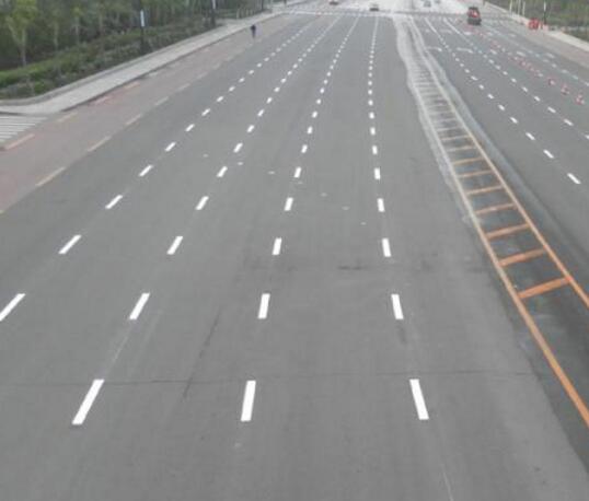 【重點知識】安康道路標線涂料廠家生產(chǎn)的有啥特點？
